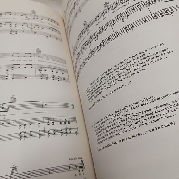 Joni Mitchell 1975 Complete Vol No 2 MUSIC BOOK Photos Lyrics COLLECTIBLE Used - Picture 9 of 16